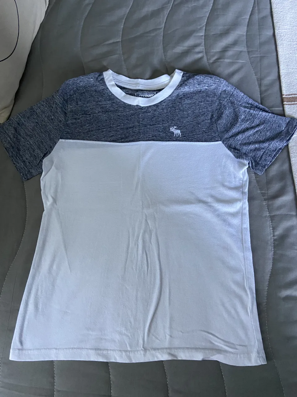 Lote de ropa Abercrombie & Fitch miniatura 9