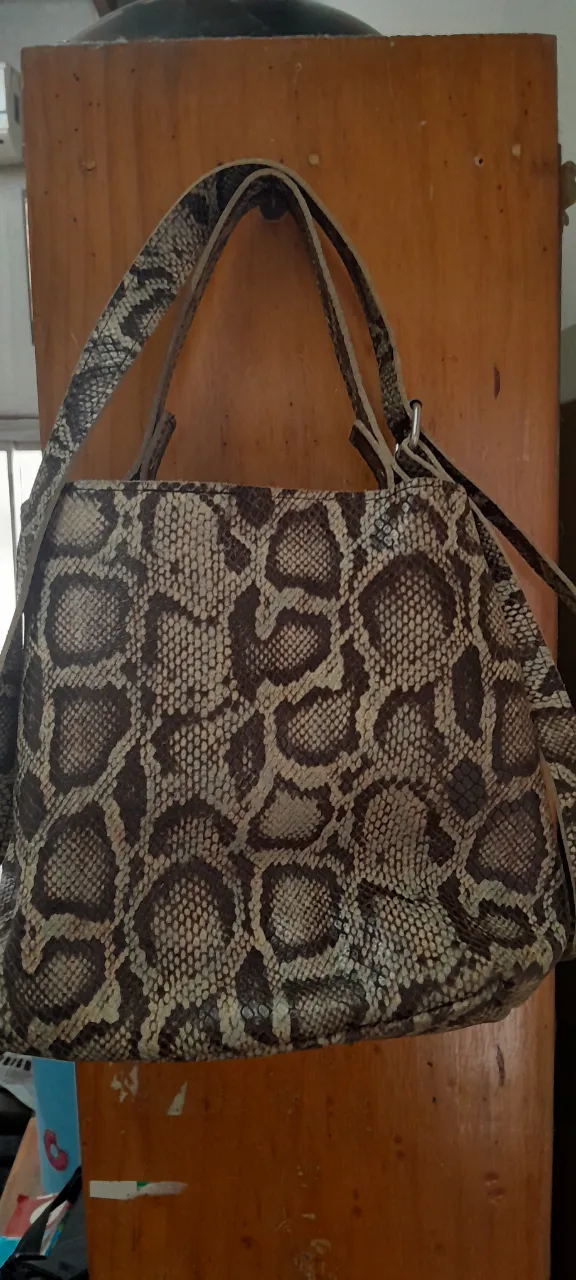 Cartera (sin marca)
