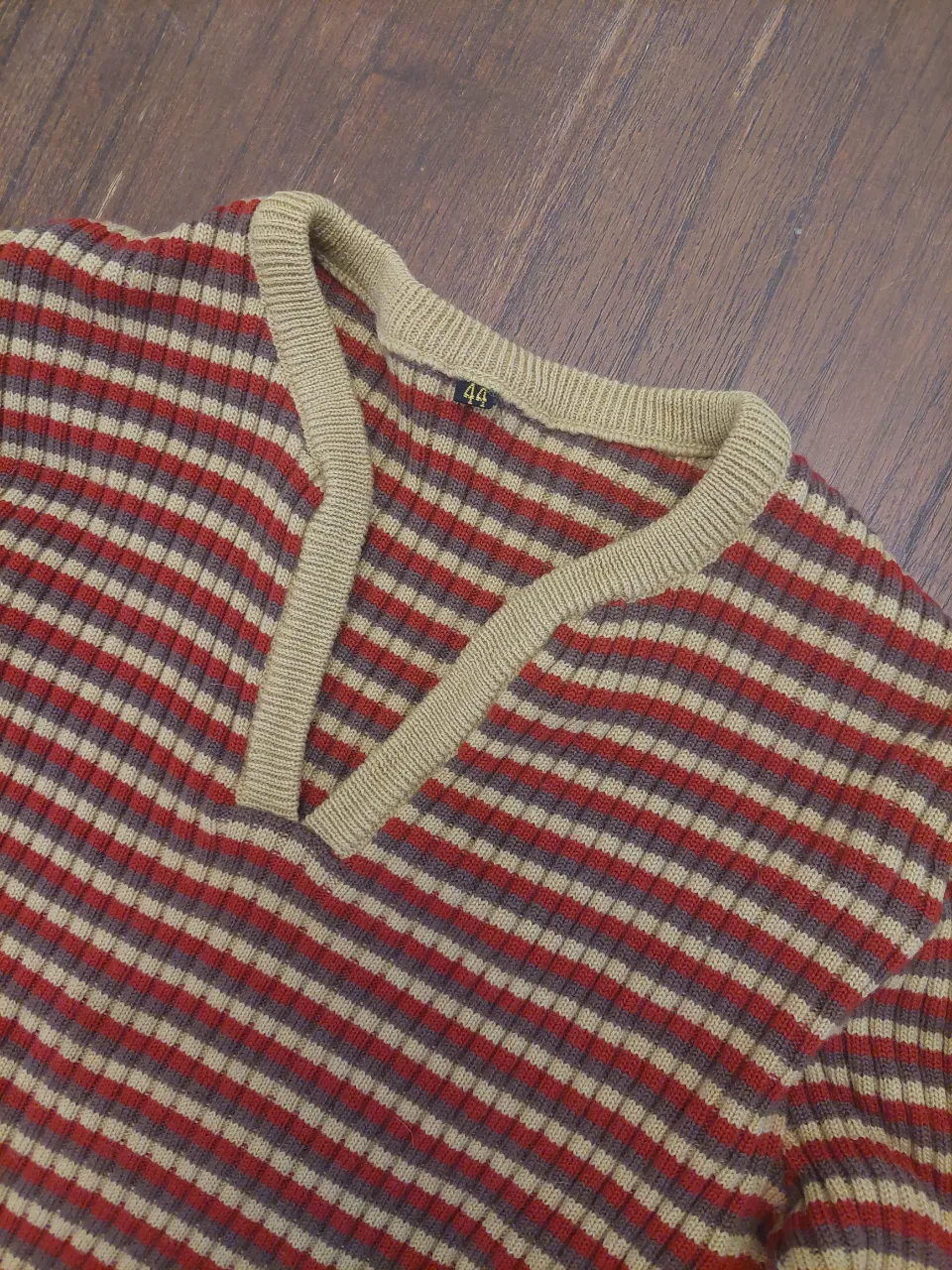 Sweater A ≠ - imagen 2
