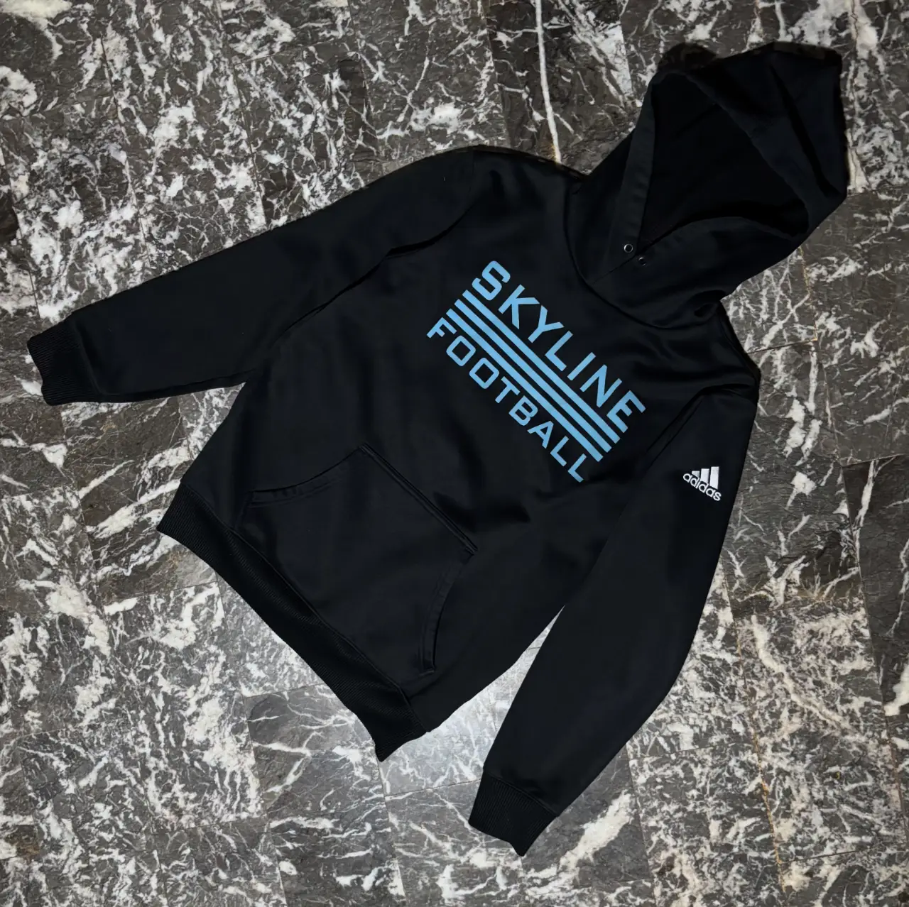 Buzo adidas