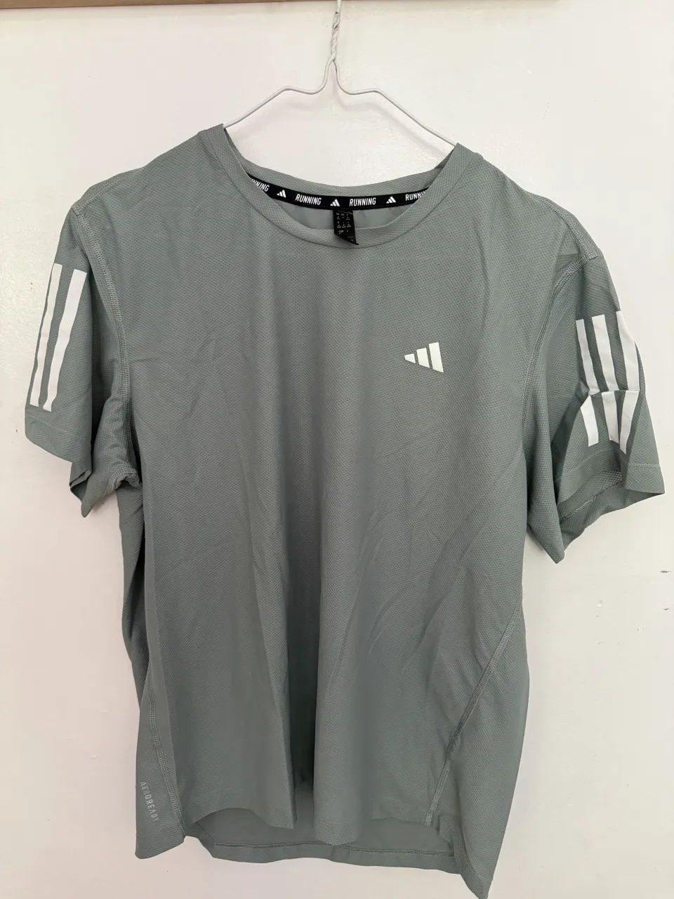 Remera adidas - imagen 1