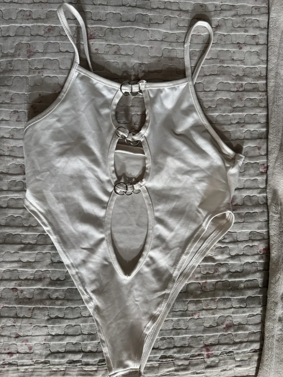 Body Flores, avellaneda - imagen 1