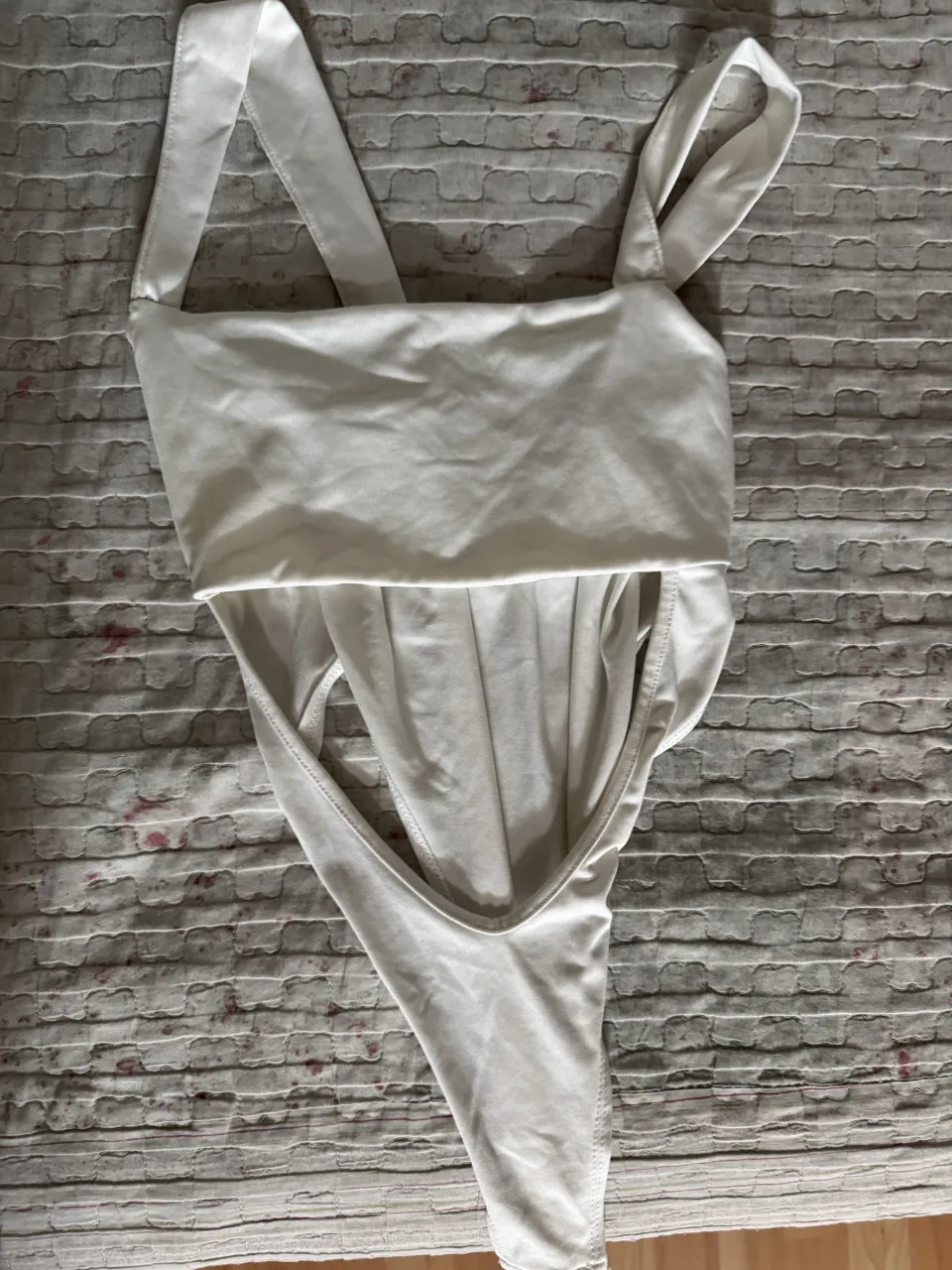 Body Flores, avellaneda - imagen 1