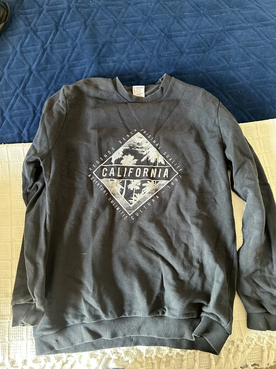 Buzo Cultura - Vista 3