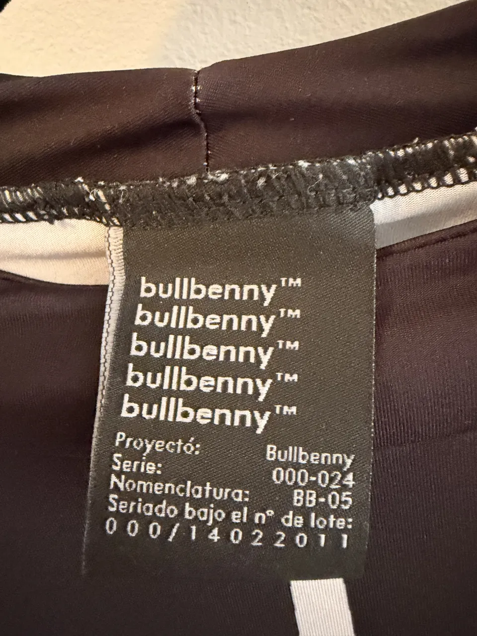 Top Bullbenny - imagen 4