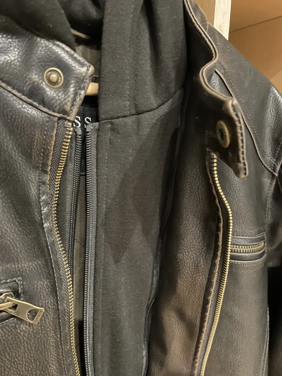 Campera GUESS - imagen 4