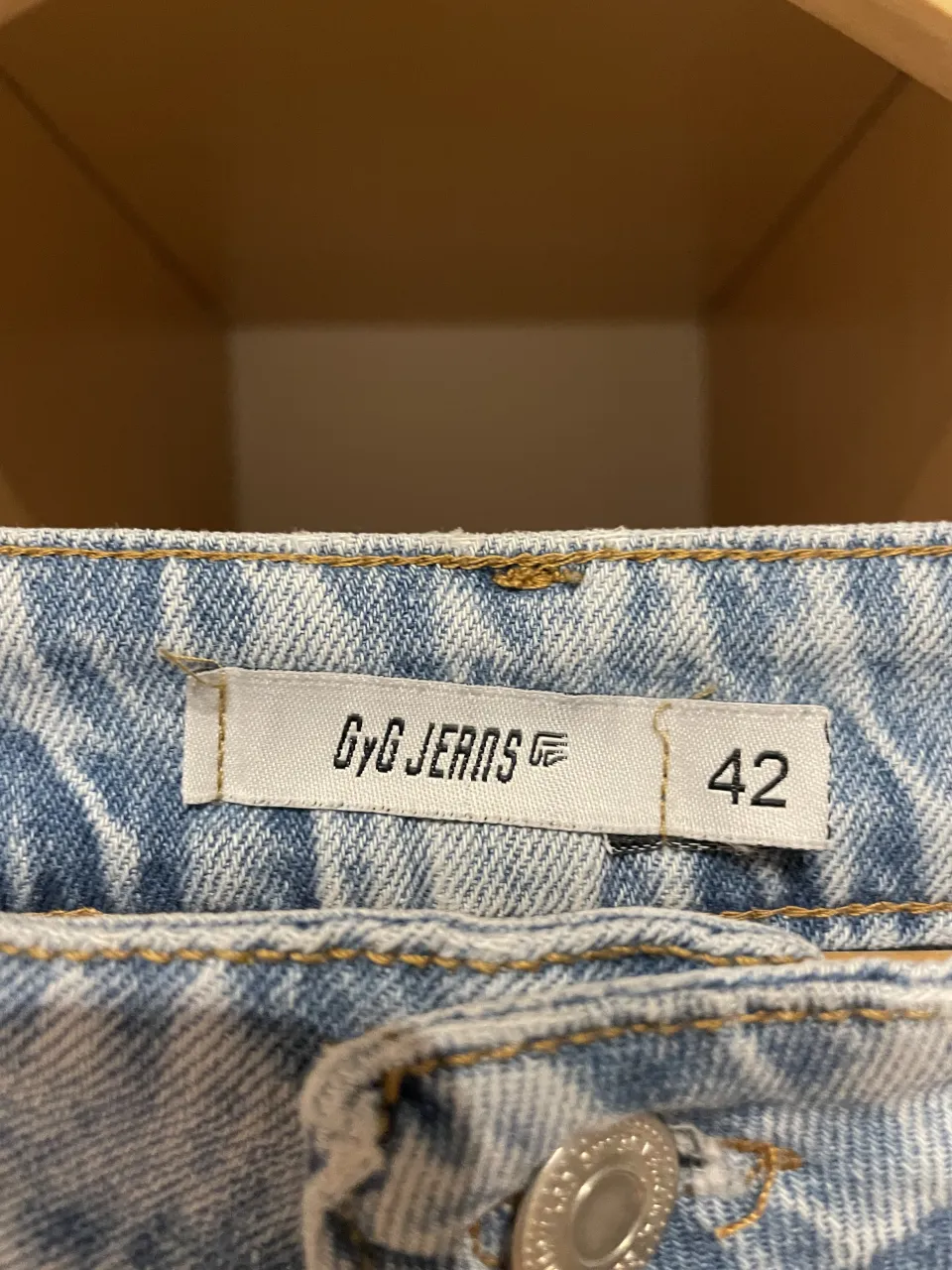 Bermuda Gyg jeans - Vista 3