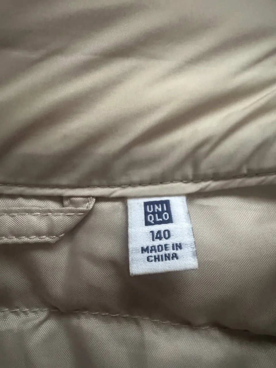 Campera de plumas Uniqlo - imagen 2