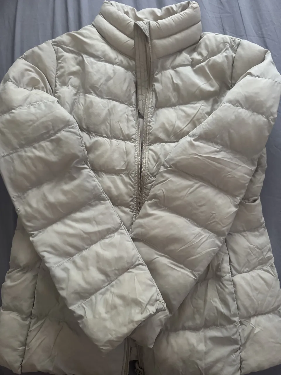 Campera de plumas Uniqlo - imagen 4