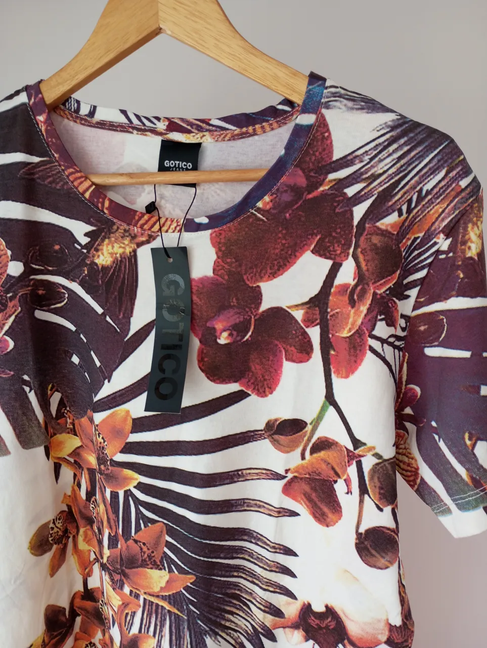 Remera Gotico - imagen 2