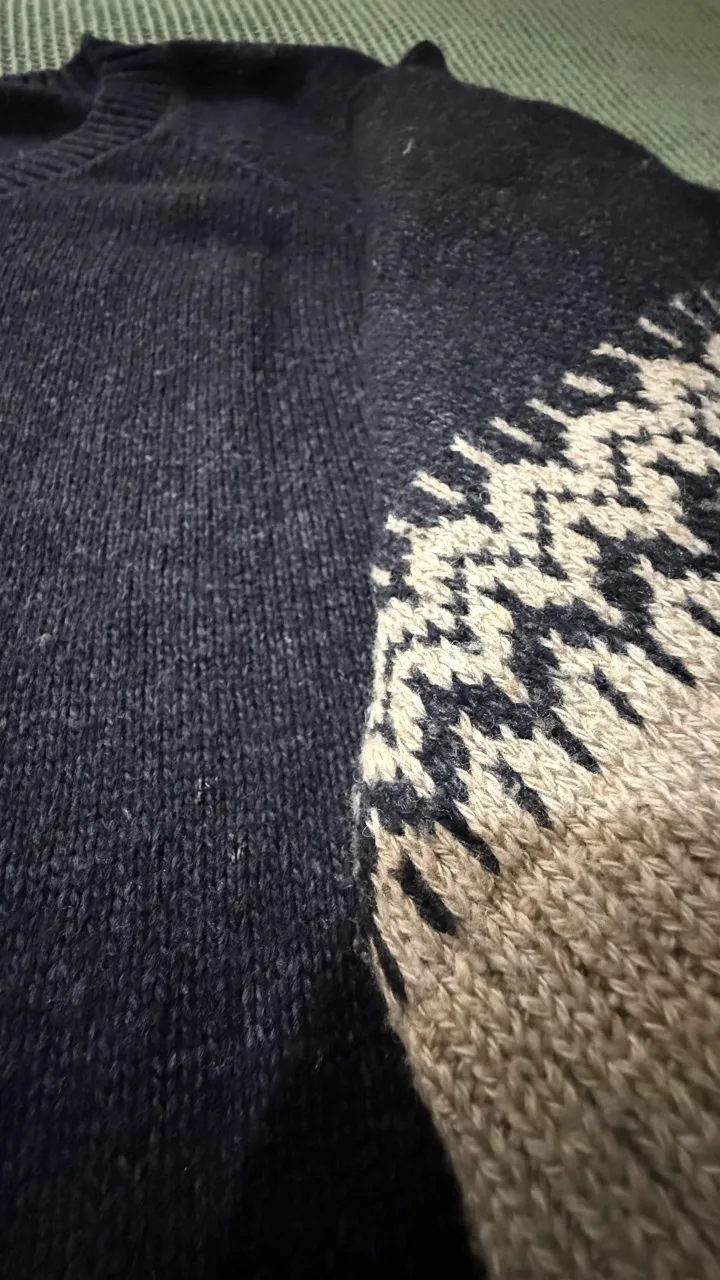 Sweater A ≠ - imagen 2