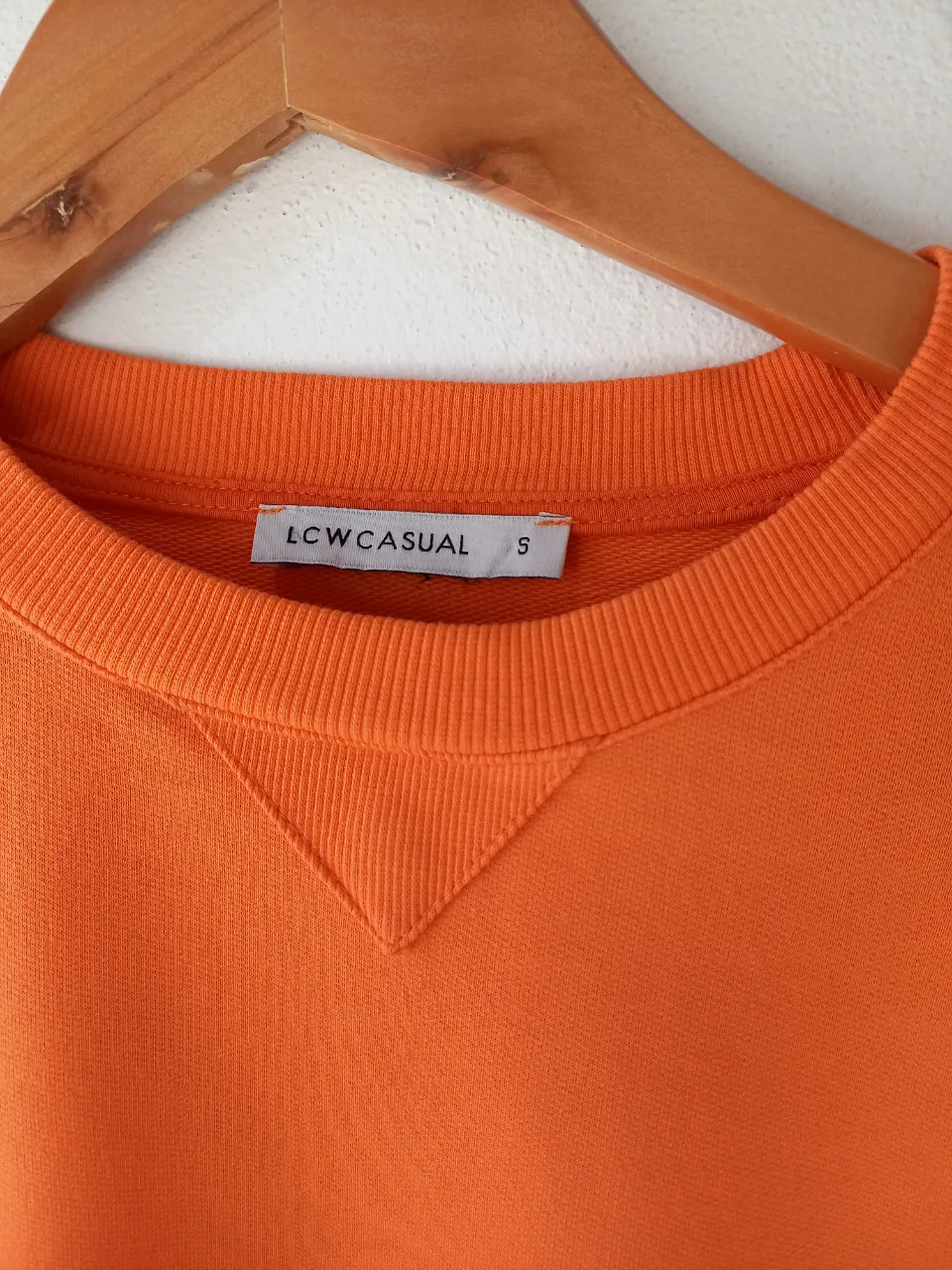 Buzo Low casual - imagen 3
