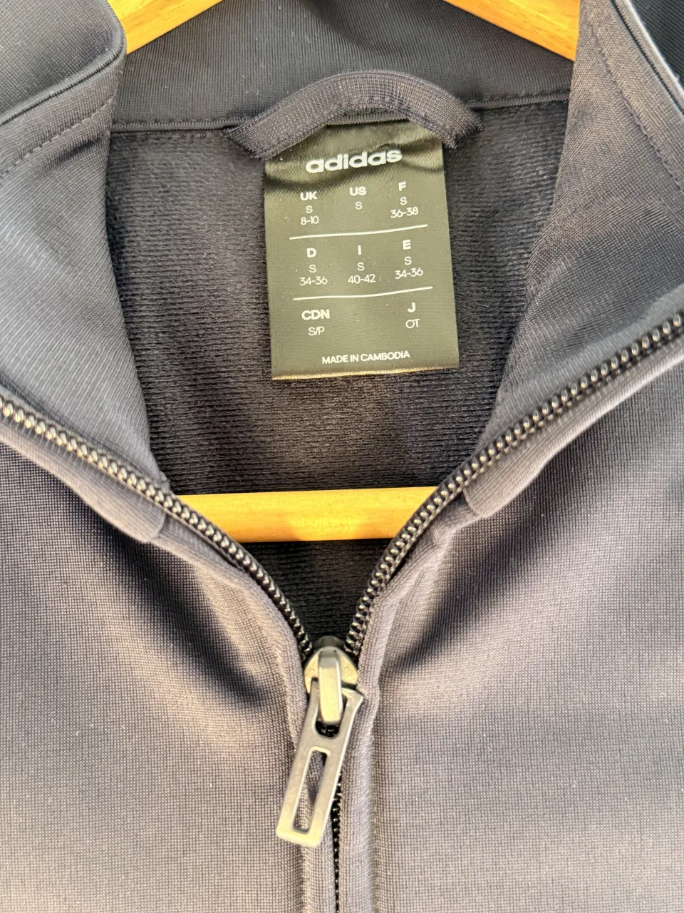 Buzo adidas - imagen 3