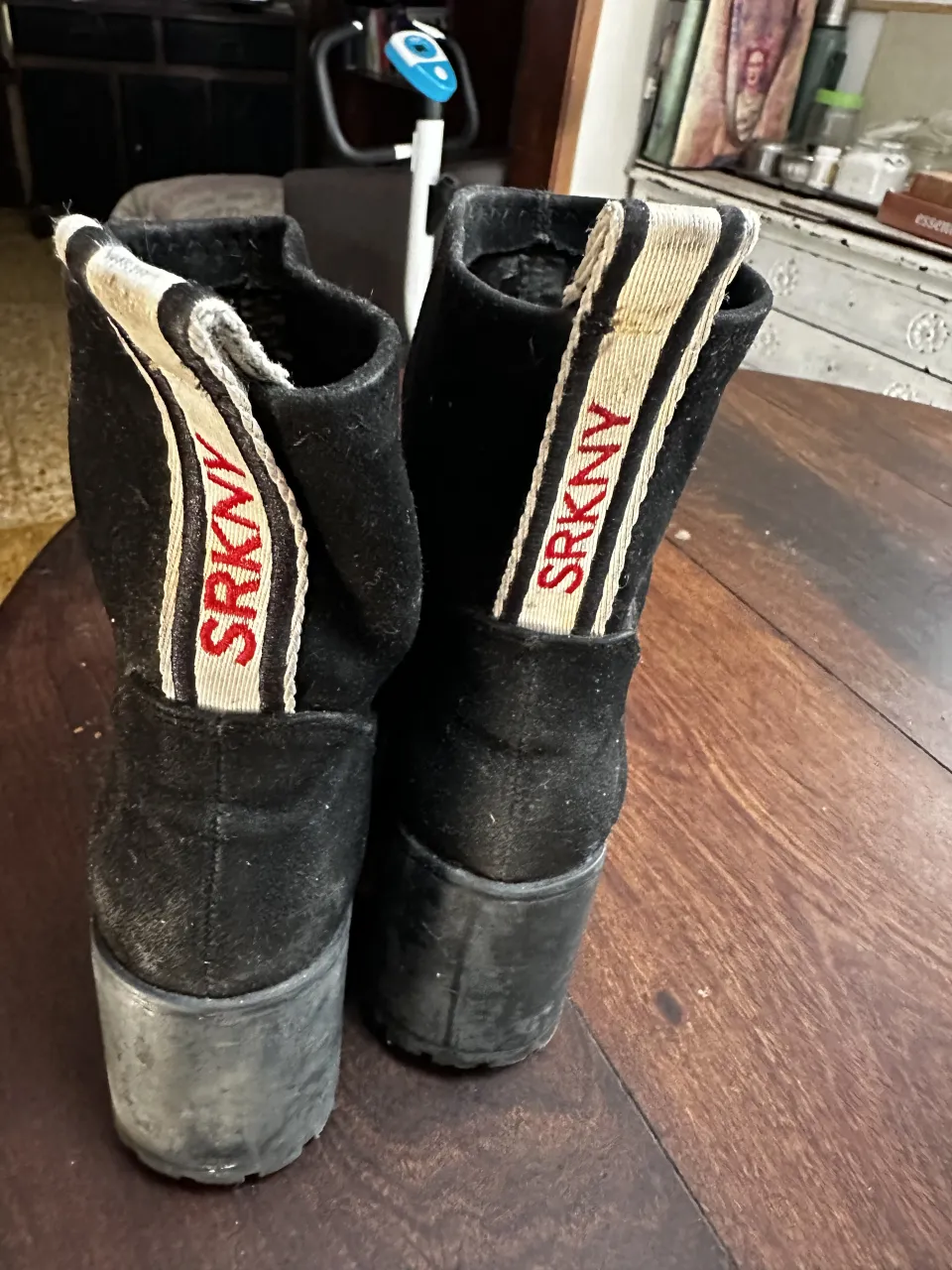 Borcegos Ricky Sarkany - imagen 3