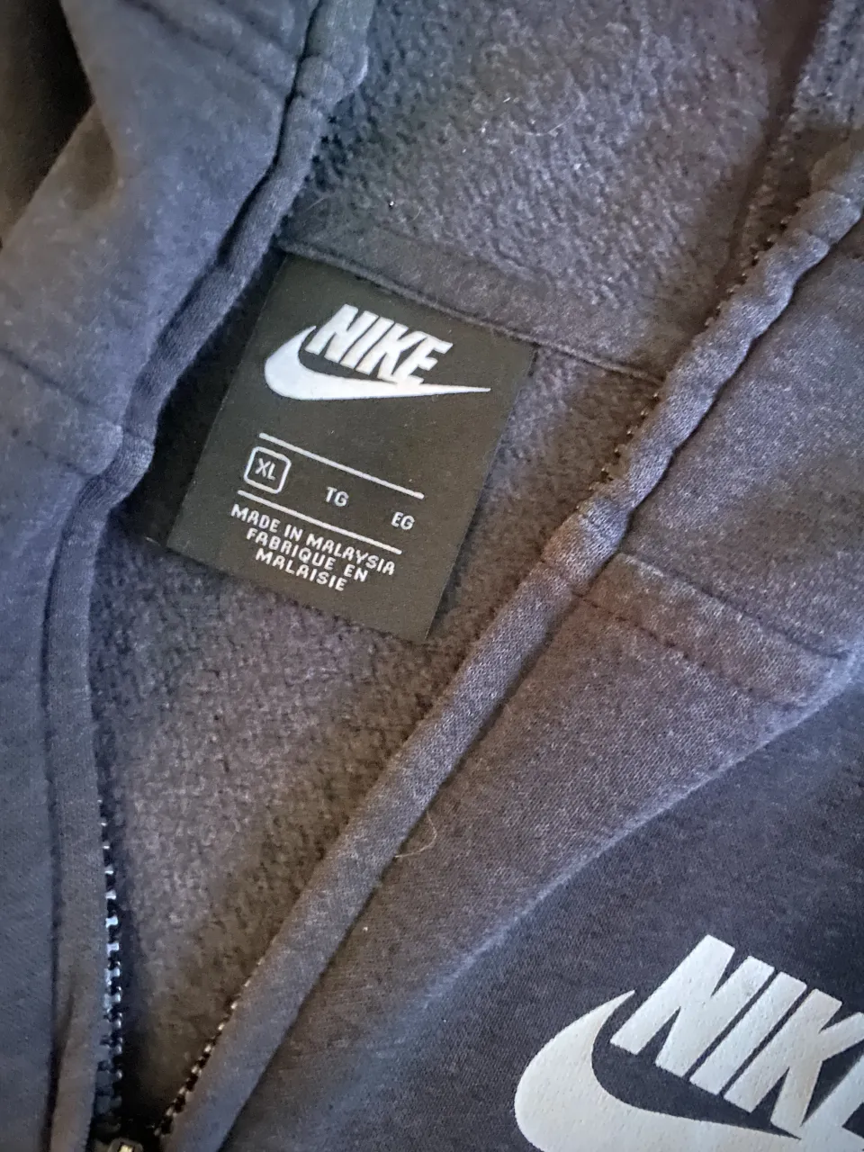 Buzo Nike - Vista 3