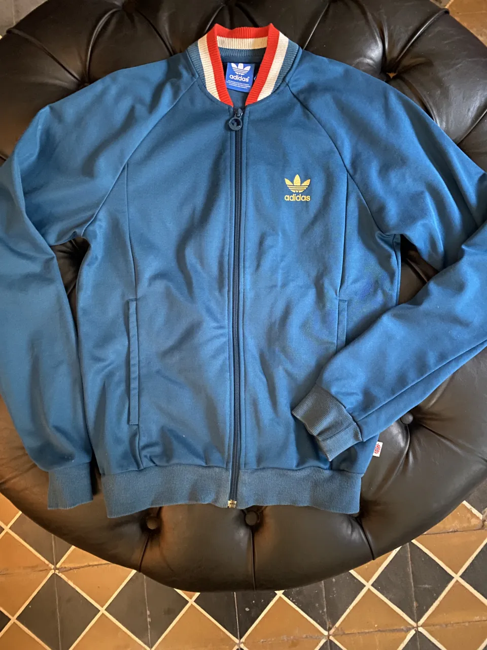 Campera adidas - imagen 1