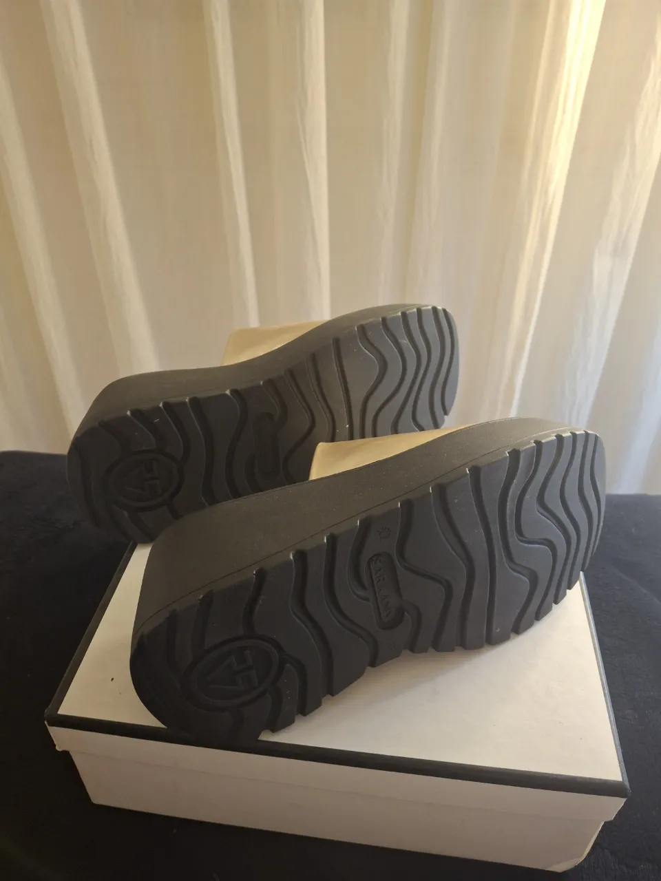 Zuecos Ricky Sarkany - imagen 5