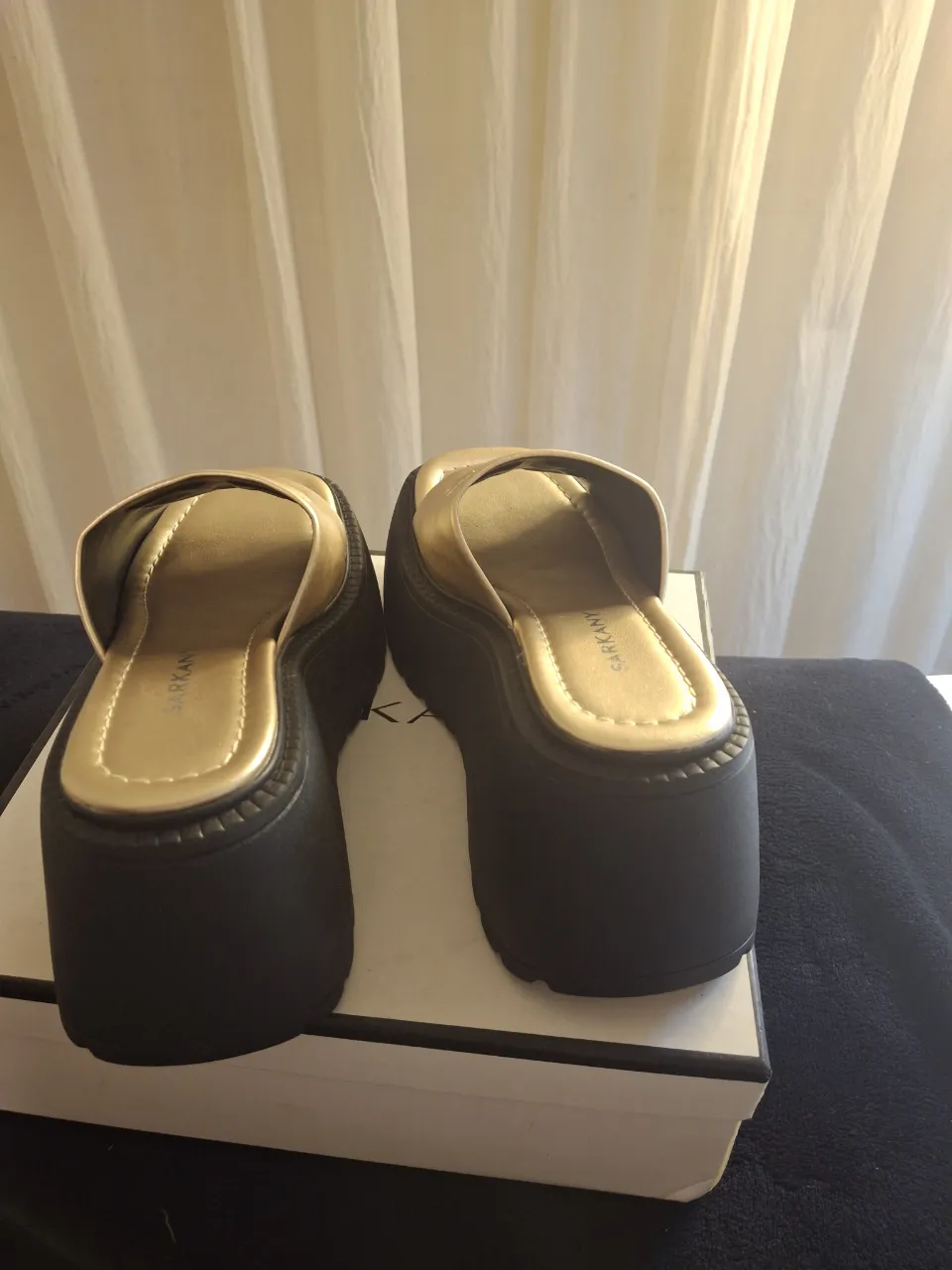 Zuecos Ricky Sarkany - imagen 3