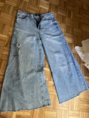 St. Marie Jeans