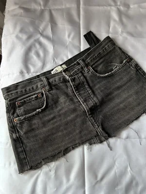 Zara · Talle L