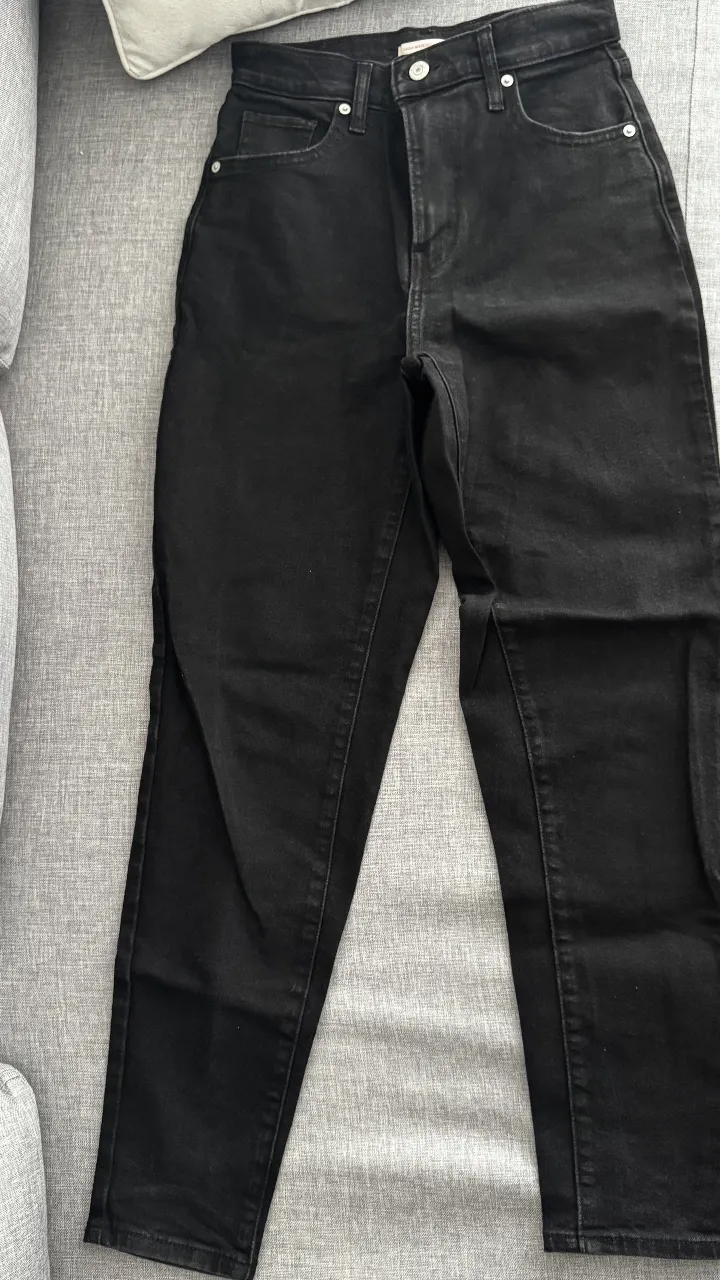 Jean Levi's - imagen 1