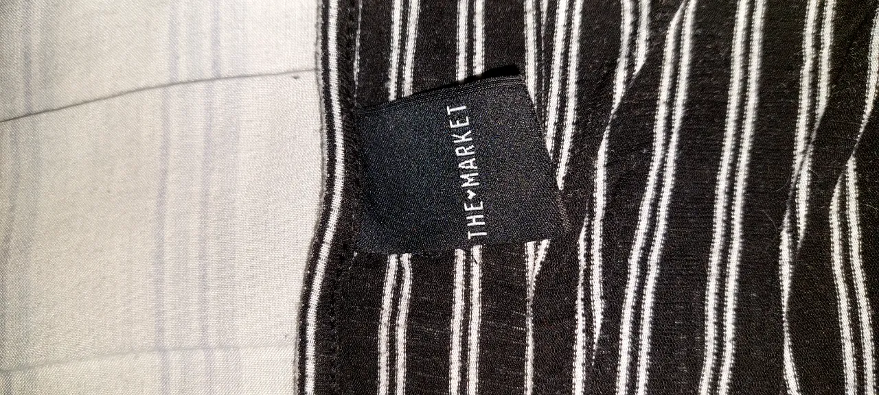 Remera The market - imagen 3