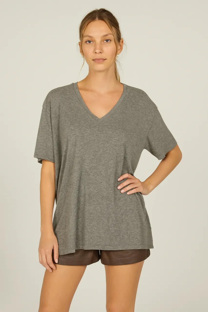 Remera CHER. - imagen 1