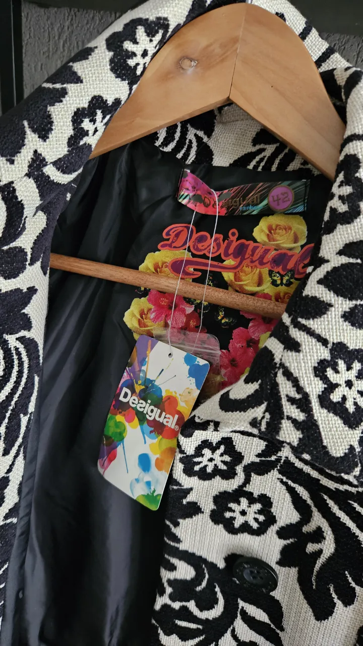 Tapado Desigual - imagen 3