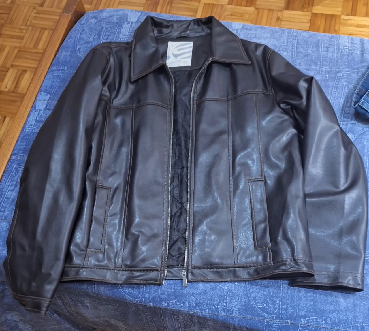 Campera Second image - imagen 1