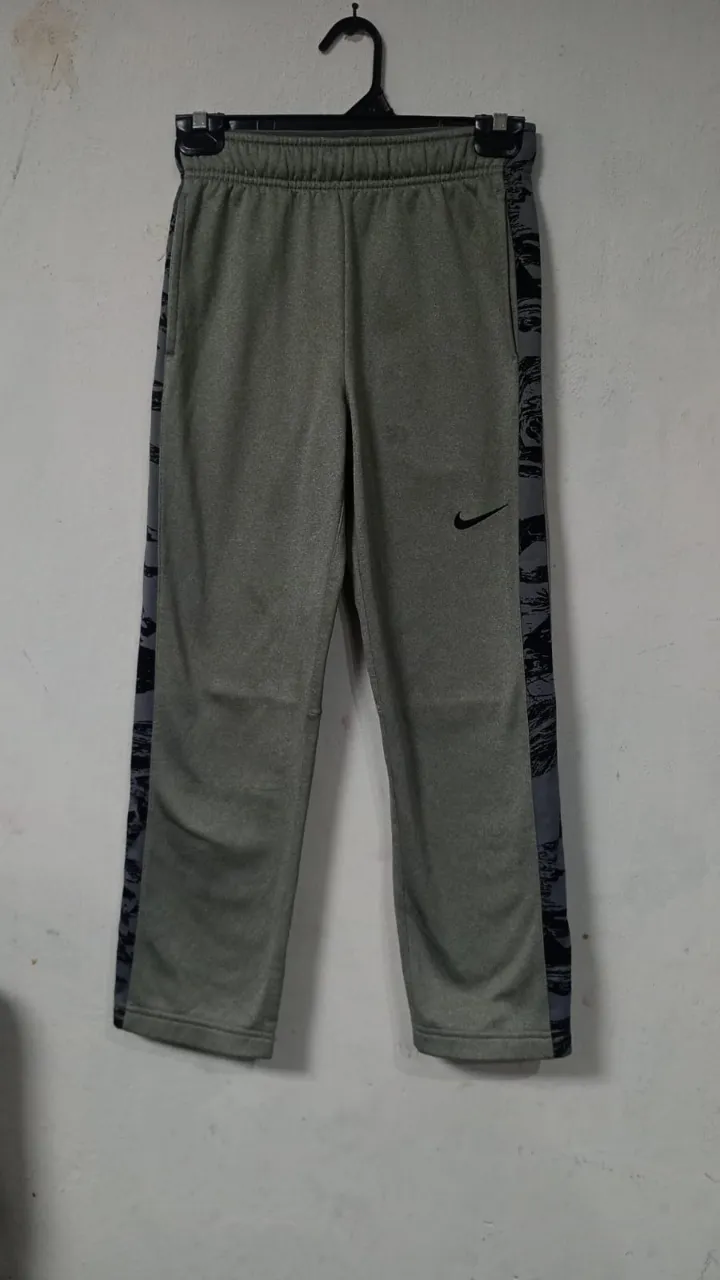 Pantalón Nike - imagen 2