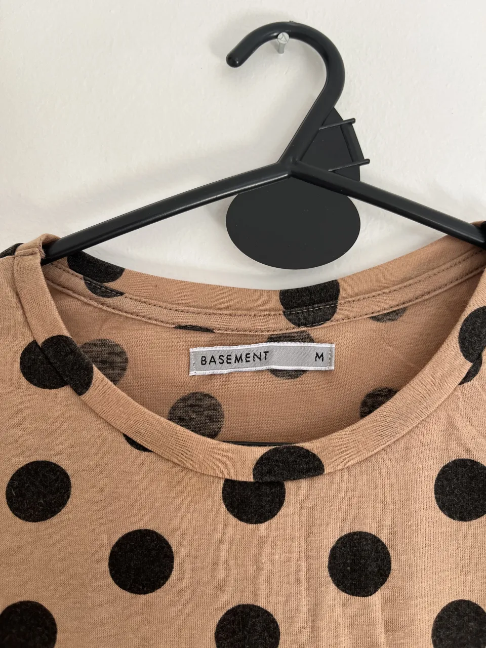 Remera Basement - imagen 2