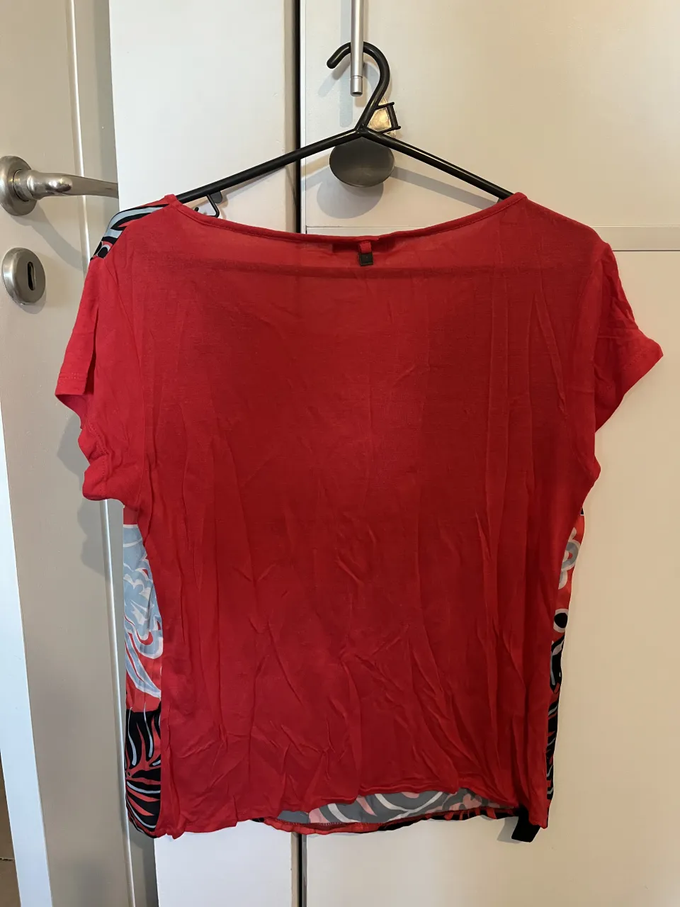 Remera Tucci - Vista 3