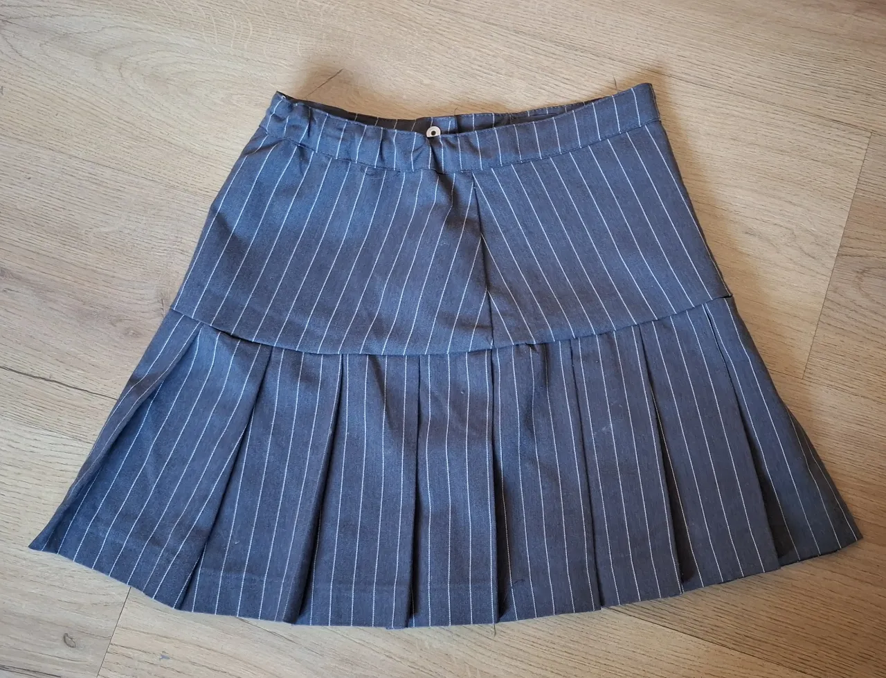Pollera corta H&M miniatura 4