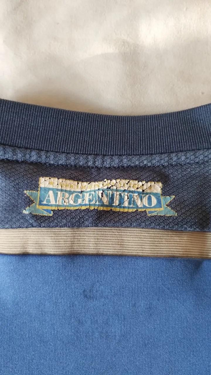 Remera adidas miniatura 5