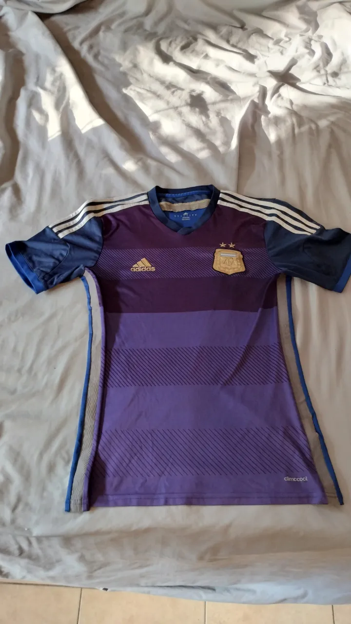 Remera adidas