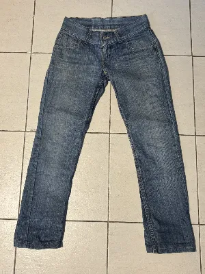 Levi's