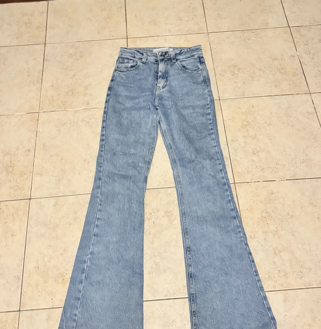 Pantalón Isostasia - imagen 3
