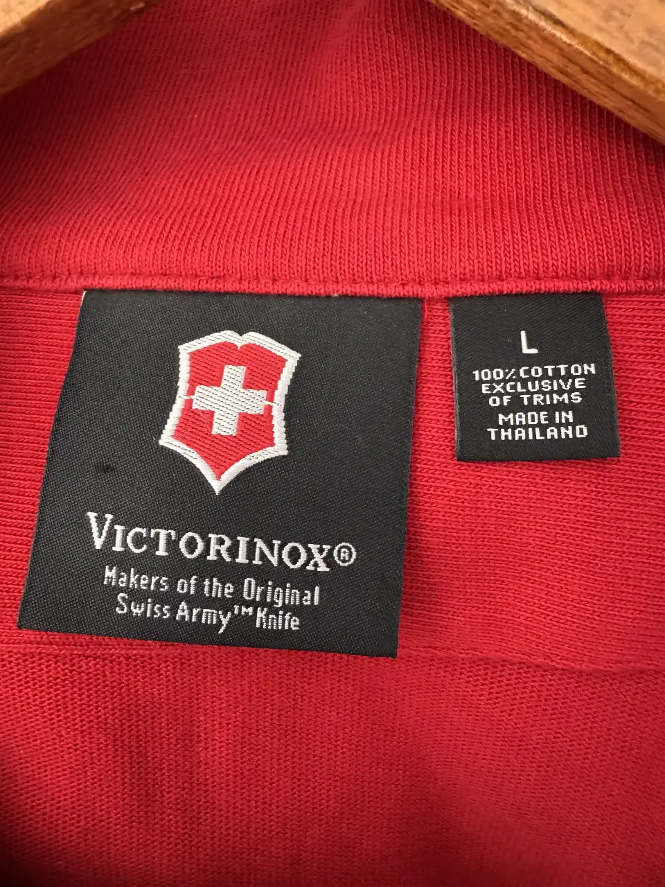 Buzo Victorinox - imagen 5