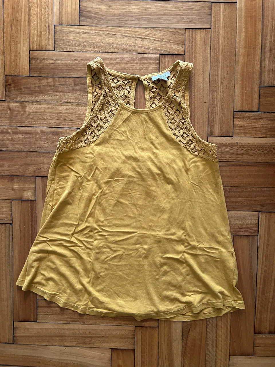 Musculosa Amisu - imagen 1