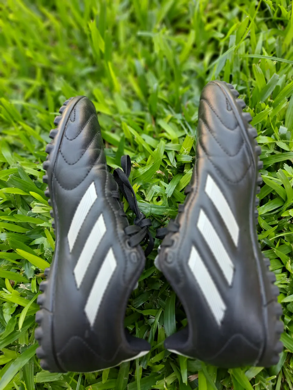 Botín de fútbol adidas - imagen 4