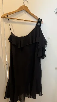 Zara Basic