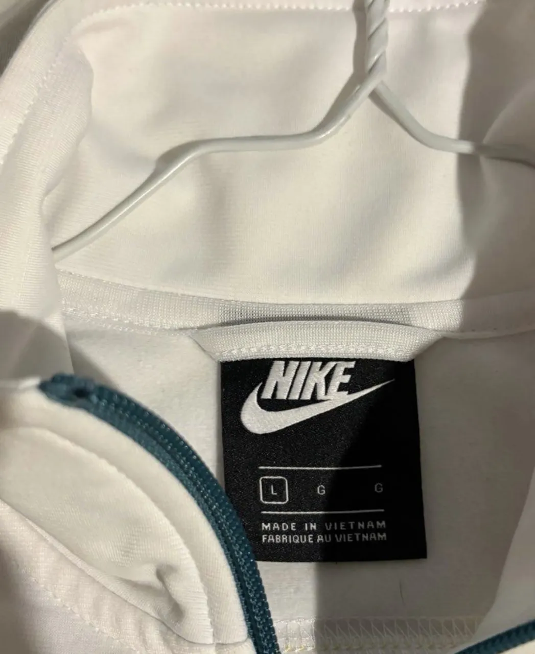 Buzo Nike - imagen 4