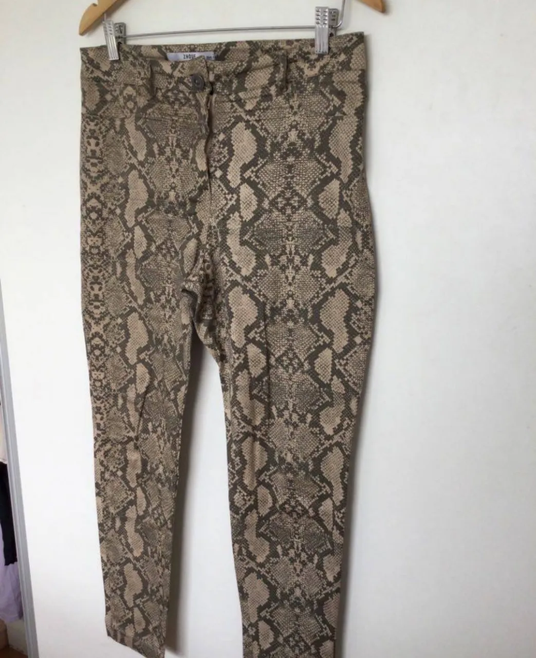 Pantalón Zhoue - imagen 2
