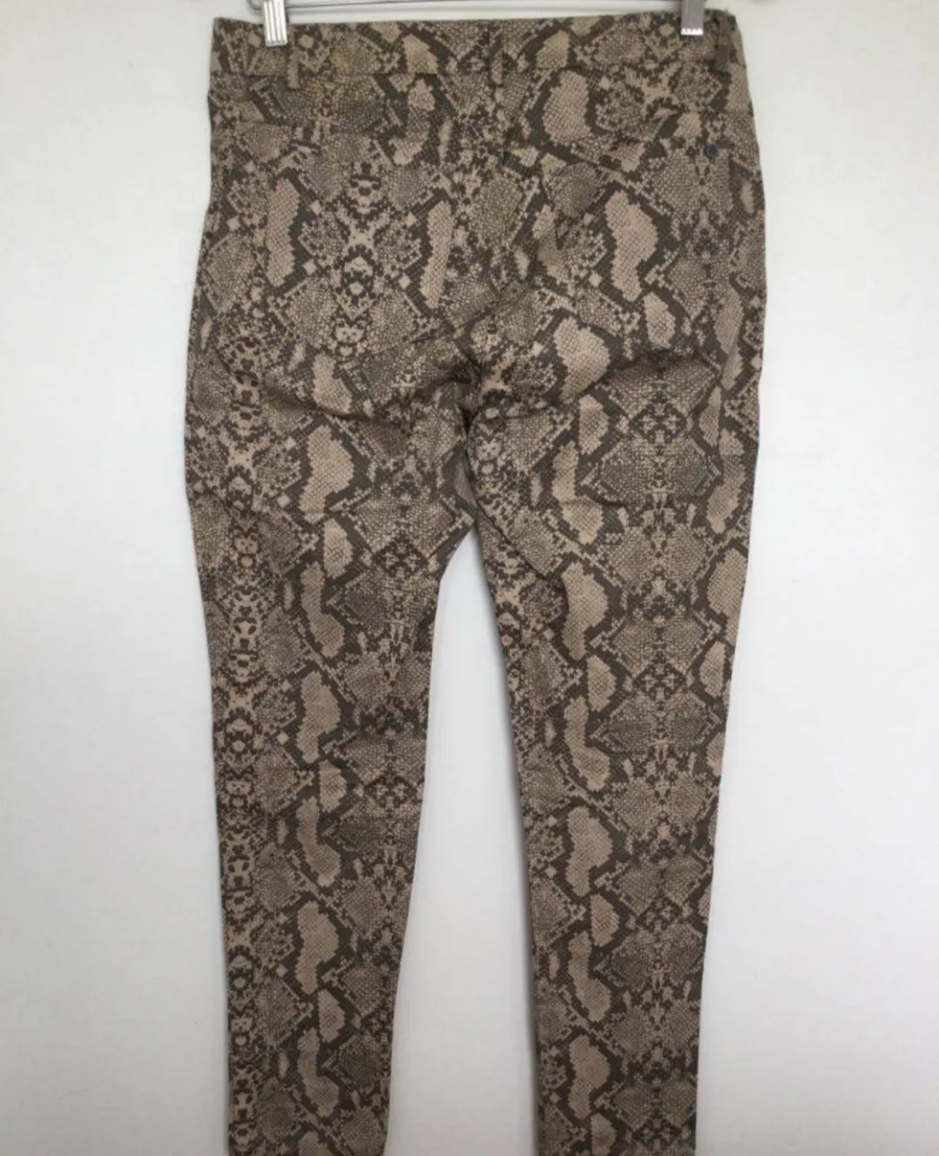 Pantalón Zhoue - imagen 4