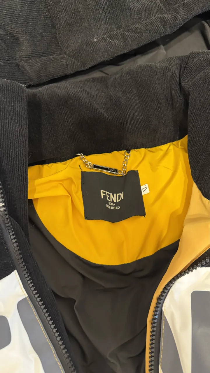 Campera Fendi - imagen 3