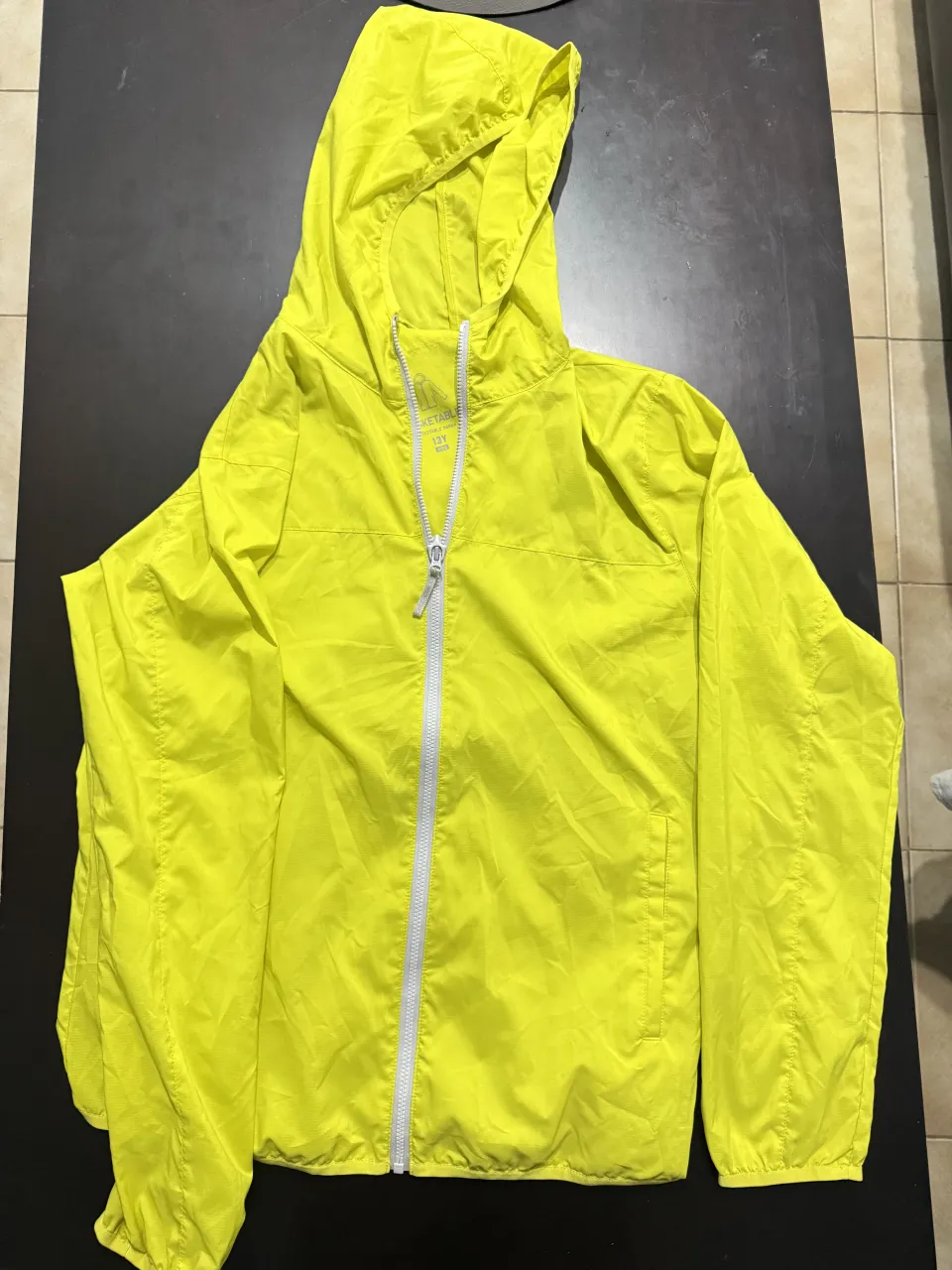 Rompeviento Uniqlo - imagen 1