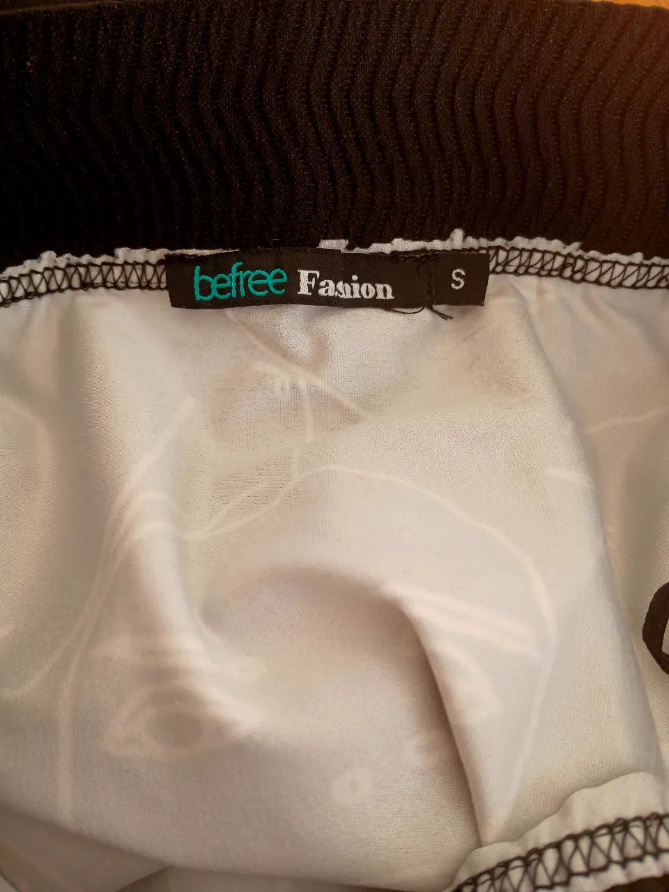 Pollera Befree - imagen 3