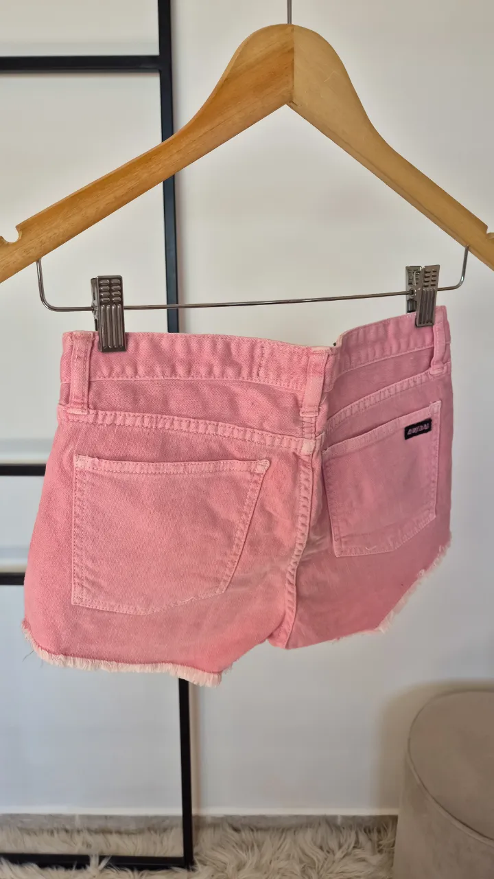 Short Ay Not Dead - imagen 3