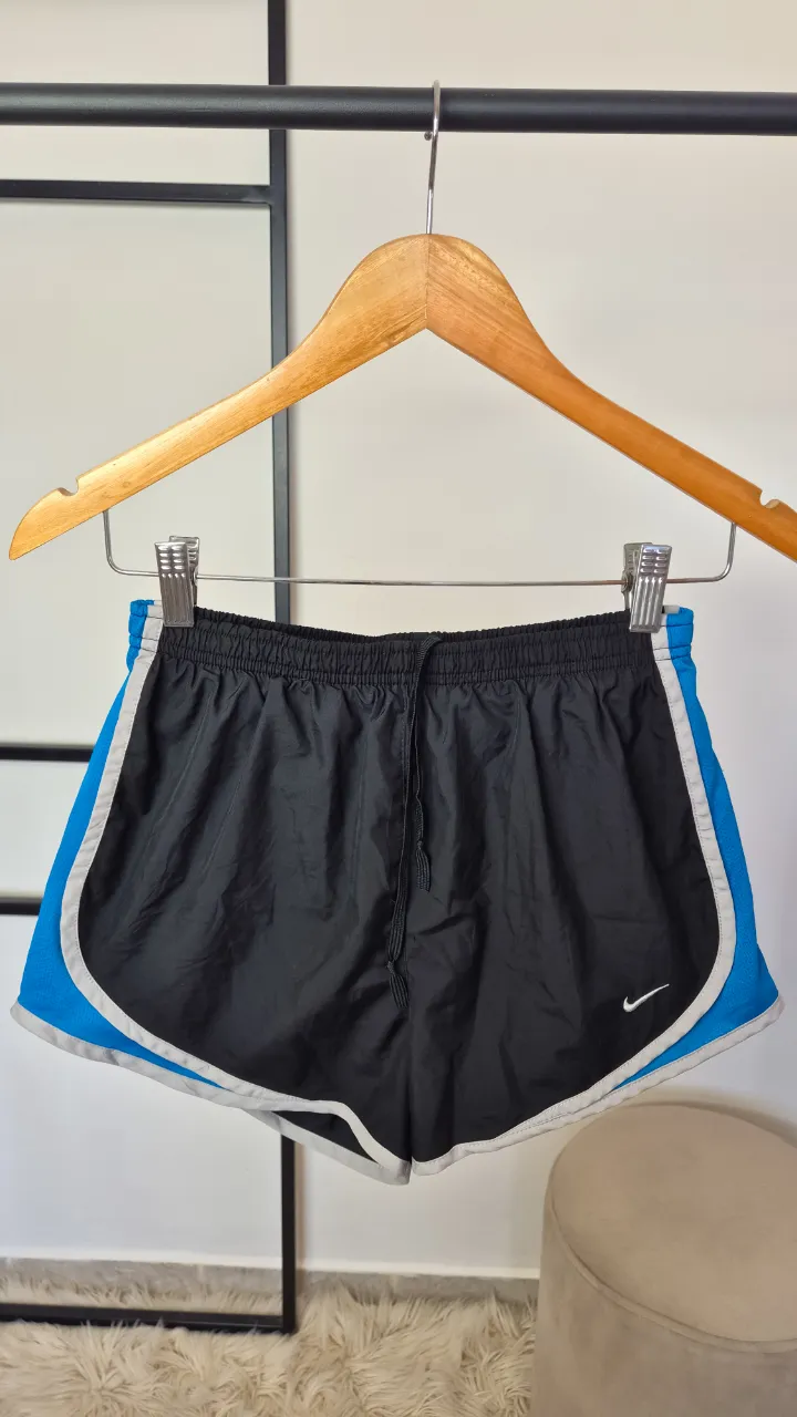 Short Nike - imagen 1