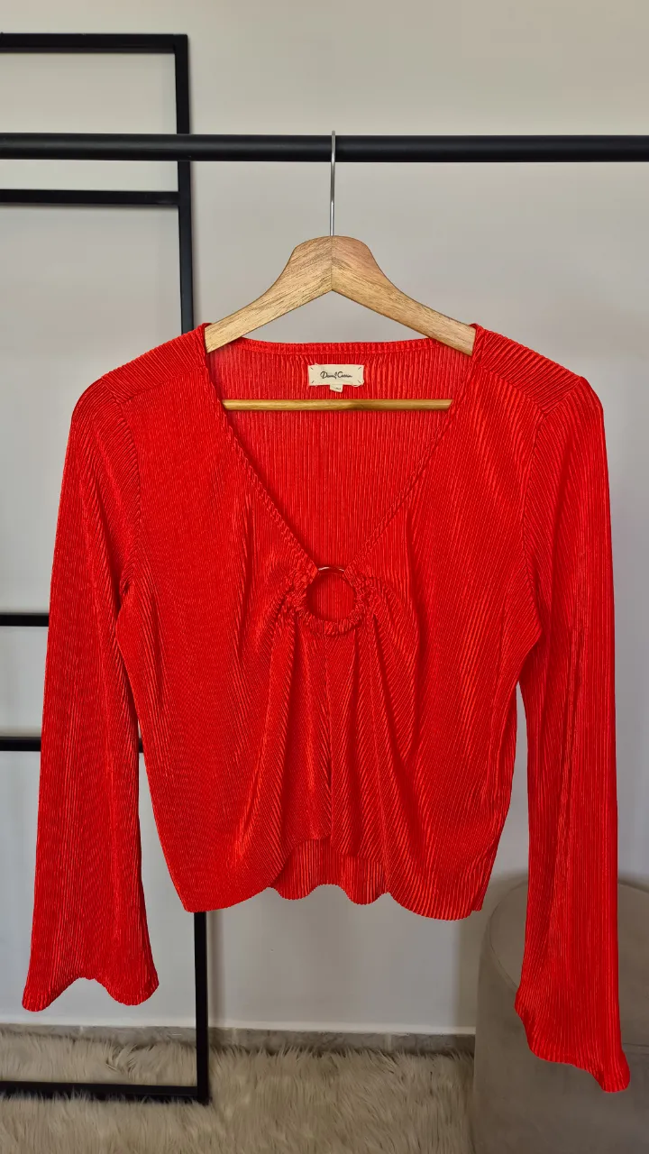 Blusa Daniel Cassin.
Muy buen estado.
Talle M.
Axilas 48 cm
Largo 45 cm